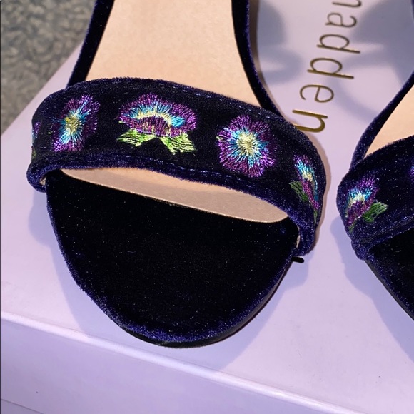 Madden Girl Behave Velvet Embroidered Block Heels - Picture 4 of 10